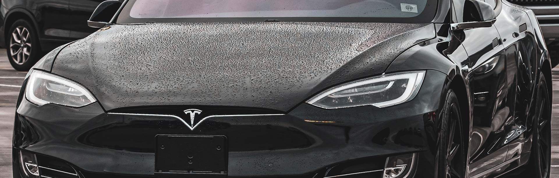 Popust na Tesla avto – mogočnost ali zgolj pobožna želja
